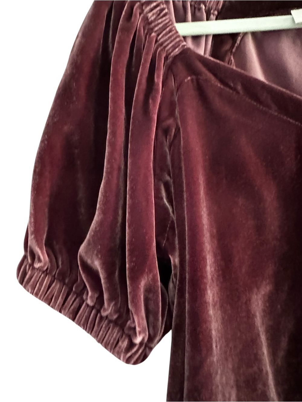 LOFT Petites Burgundy Velvet Puff Sleeve Top Romantic Cottagecore Blouse Size LP - Picture 4 of 10